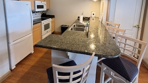 Unclassified image, 4 of 29, button - Edgewater Villa: 4 Bedroom, Sleeps 14! (Sheboygan)