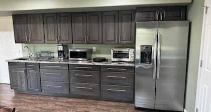 Clean, safe, and private fully furnished 1-bedroom apartment in Loveland