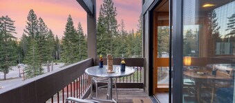 Village Studio by Avantstay Minutes to Lifts