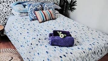 2 dormitorios, escritorio, tabla de planchar con plancha y wifi gratis