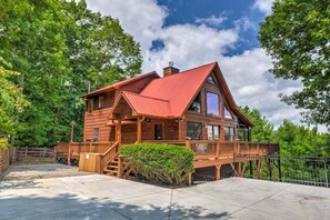 Exterior - Knotty by Nature - Lake and Mountain Views from the Treetops (Blue Ridge)