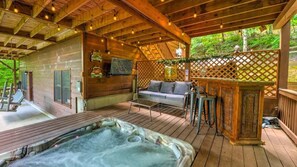Terrace/patio - Knotty by Nature - Lake and Mountain Views from the Treetops (Blue Ridge)