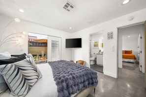 3 chambres, fer et planche Ă repasser, Wi-Fi gratuit, draps fournis