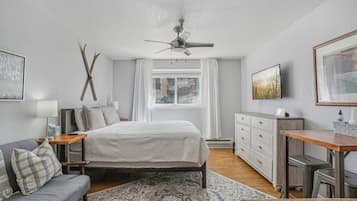 1 bedroom, free WiFi, bed sheets