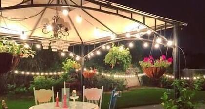 Private Detached Cottage ~Near Downtown Phoenix!