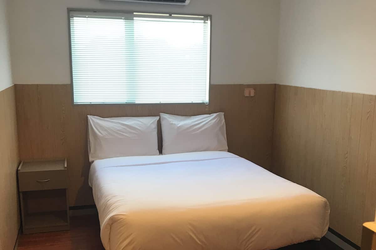 Basic Double Room