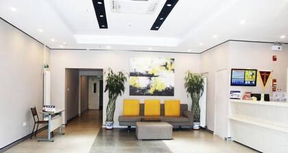 Taishangdeng Hotel (Beijing Daxing Huangyi Road Public Security University Branch)