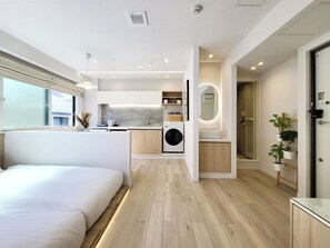 Unclassified image, 4 of 148, button - STAY ARI Shinjku Gyoen (Tokyo)