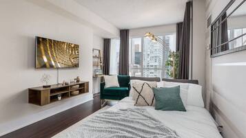 Luxury Suite | Egyptian cotton sheets, premium bedding, memory-foam beds