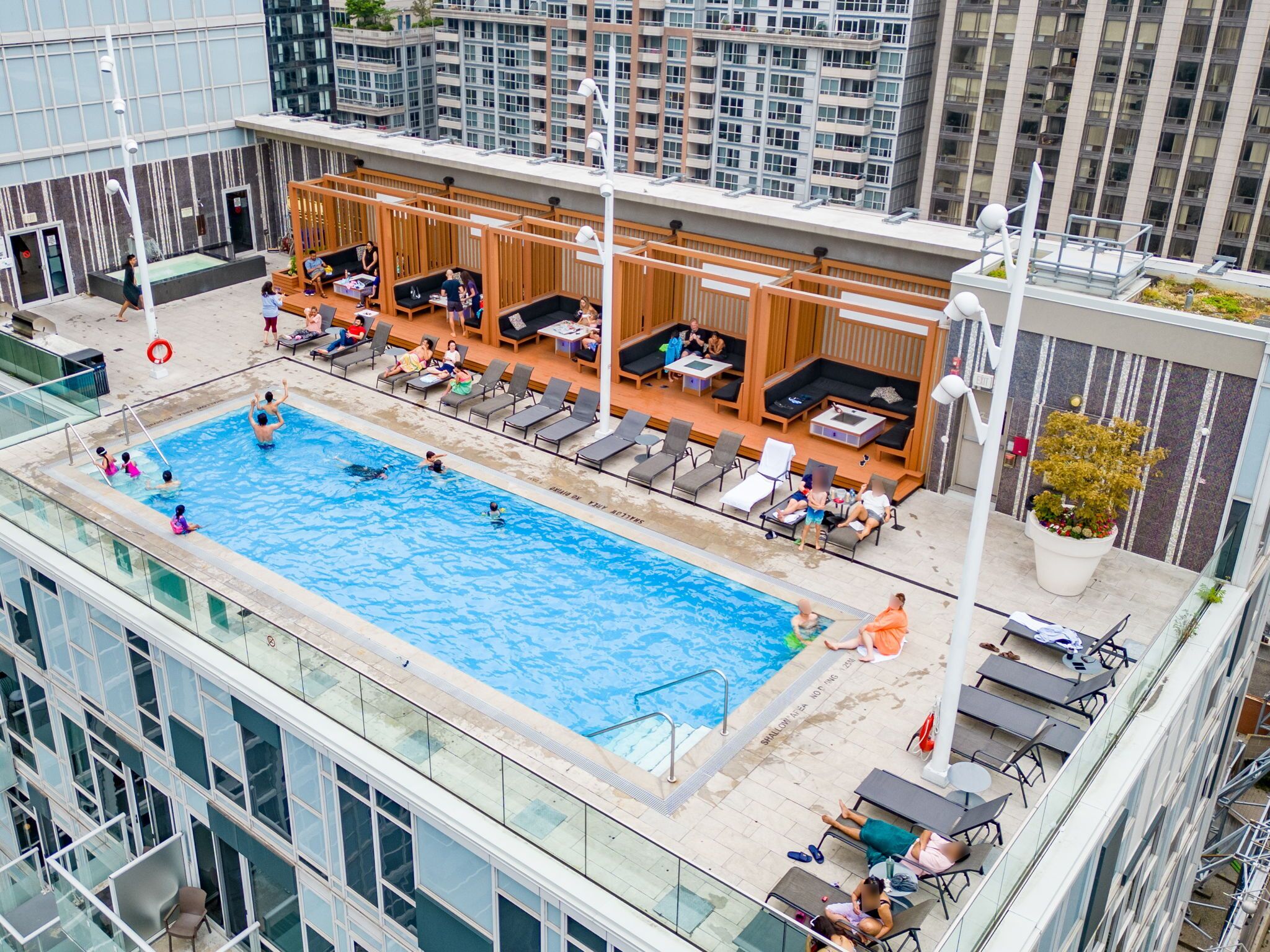 Piscine extérieure (ouverte en saison)