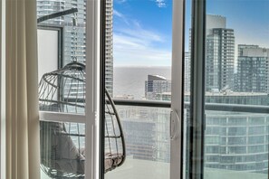 Executive Suite, City View | Balcony - Graydon Front Street (Toronto)