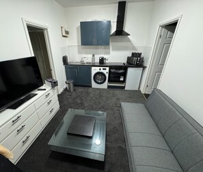 Living area - Cheam Apartment (Cheam)