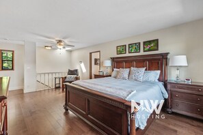 4 bedrooms, iron/ironing board, free WiFi, bed sheets