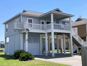 Exterior - Luna 'Sea, Sleeps 12, Dog Friendly (Crystal Beach)