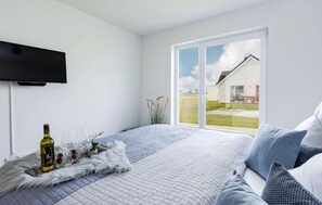 2 Schlafzimmer, Bügeleisen/Bügelbrett, Reisekinderbett, kostenloses WLAN