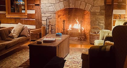 Spacious In-Town Retreat