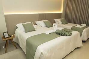 Chambre triple traditionnelle | Accès au Wi-Fi (inclus), literie fournie