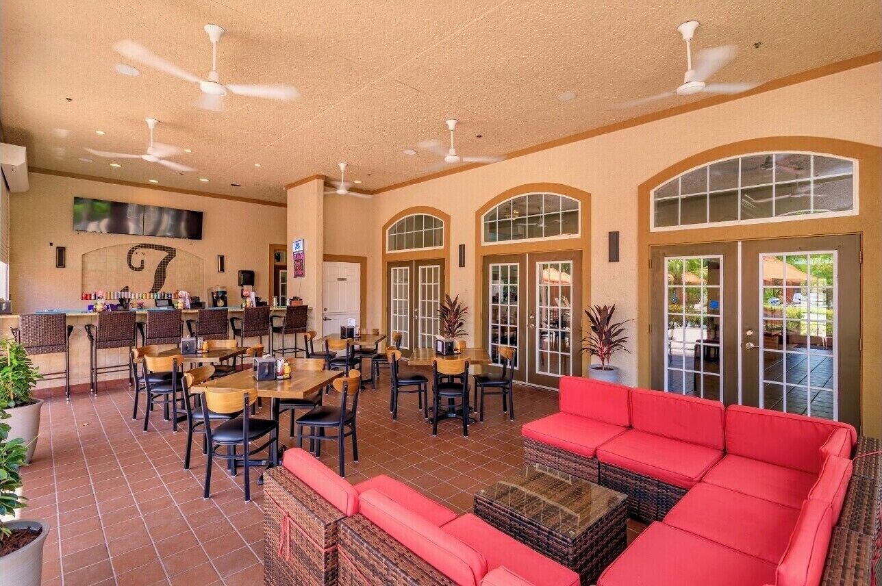 Bar (in der Unterkunft)