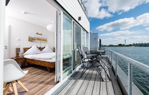 Cozy ship in Olpenitz with sauna