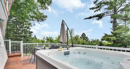 Cottage with water view and hot tub - Le pin blanc