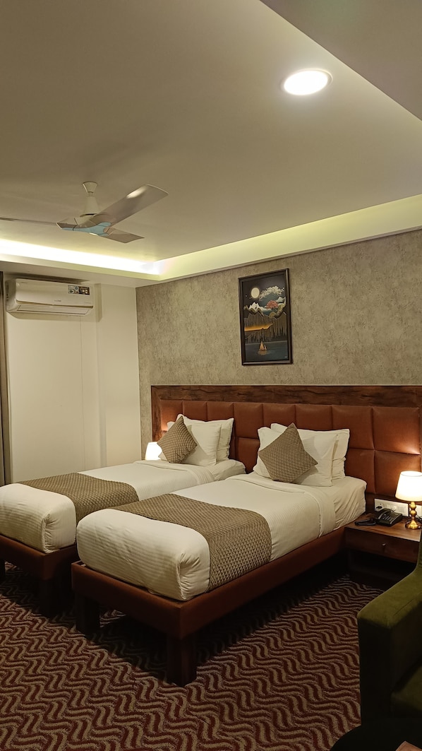Classic Double Room | Soundproofing, iron/ironing board, free WiFi