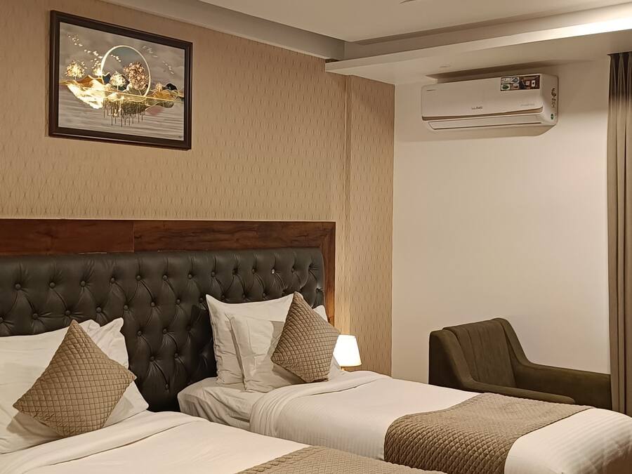 Classic Double Room | Soundproofing, iron/ironing board, free WiFi