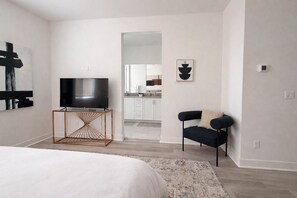 3 habitaciones, tabla de planchar con plancha y wifi gratis 