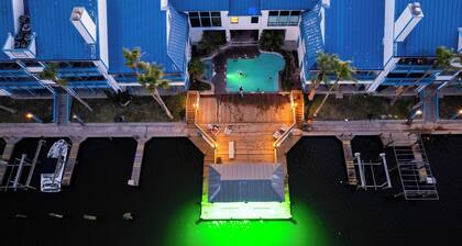119 1st Floor ~ Waterfront ~ Pool ~ Hot tub ~ Next to the beach