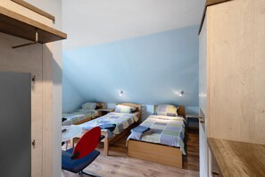 1 quarto, ferros/tábuas de passar roupa, Wi-Fi de cortesia
