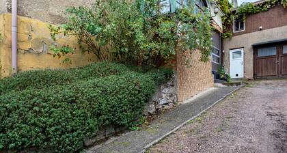 Appartement 'Ferienwohnung FleiĂige Biene' avec vue sur les montagnes, terrasse privĂ©e et Wi-Fi