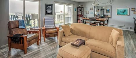 Téléviseur, foyer, lecteur de DVD