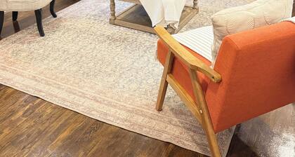 Close to Fort Gregg-Adams, VSU & Southside Medical – Comfort & Convenience