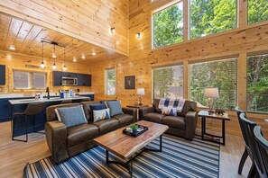 Unclassified image, 2 of 51, button