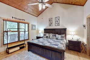 3 chambres, fer et planche à repasser, accès à Internet, literie fournie