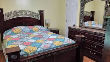 3 bedrooms, WiFi, bed sheets