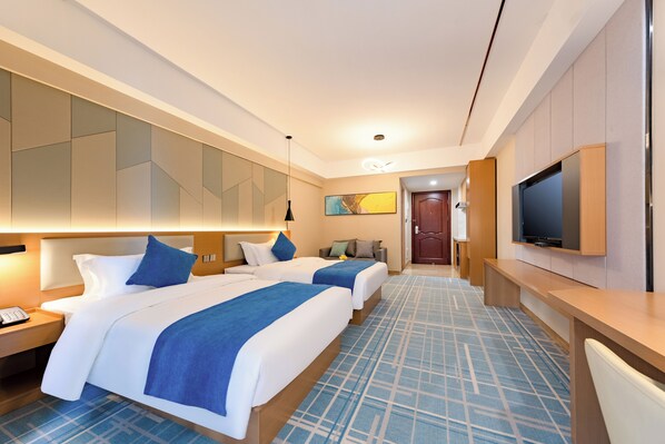 Basic Twin Room, Balcony, City View | Desk, laptop workspace, blackout drapes, iron/ironing board - Pollton Apartment Foshan (Foshan)