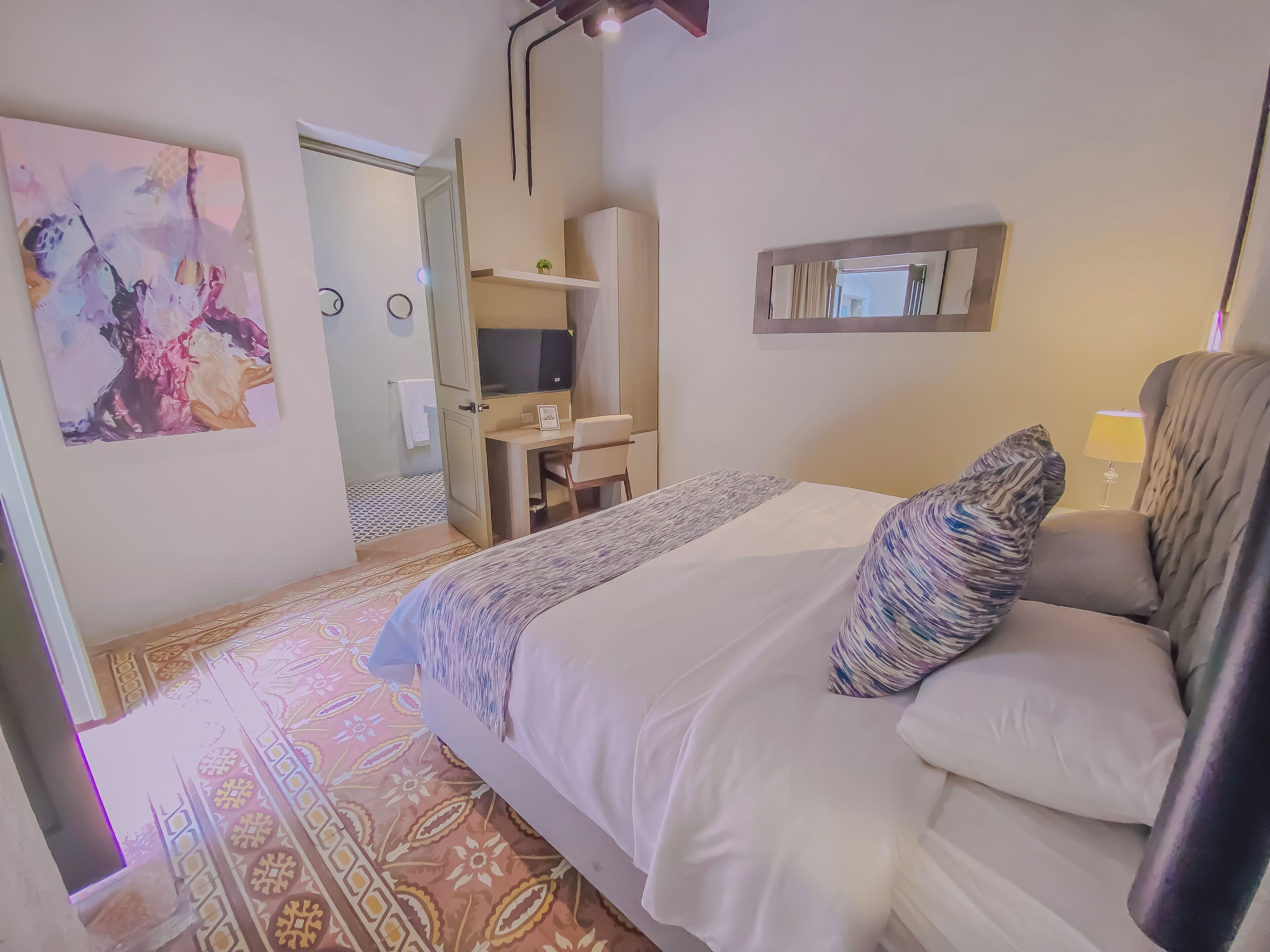 1 dormitorio, escritorio, wifi y ropa de cama