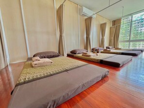 Thai massages, massages