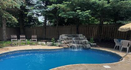 Cozy 2 bedroom walkout paradise