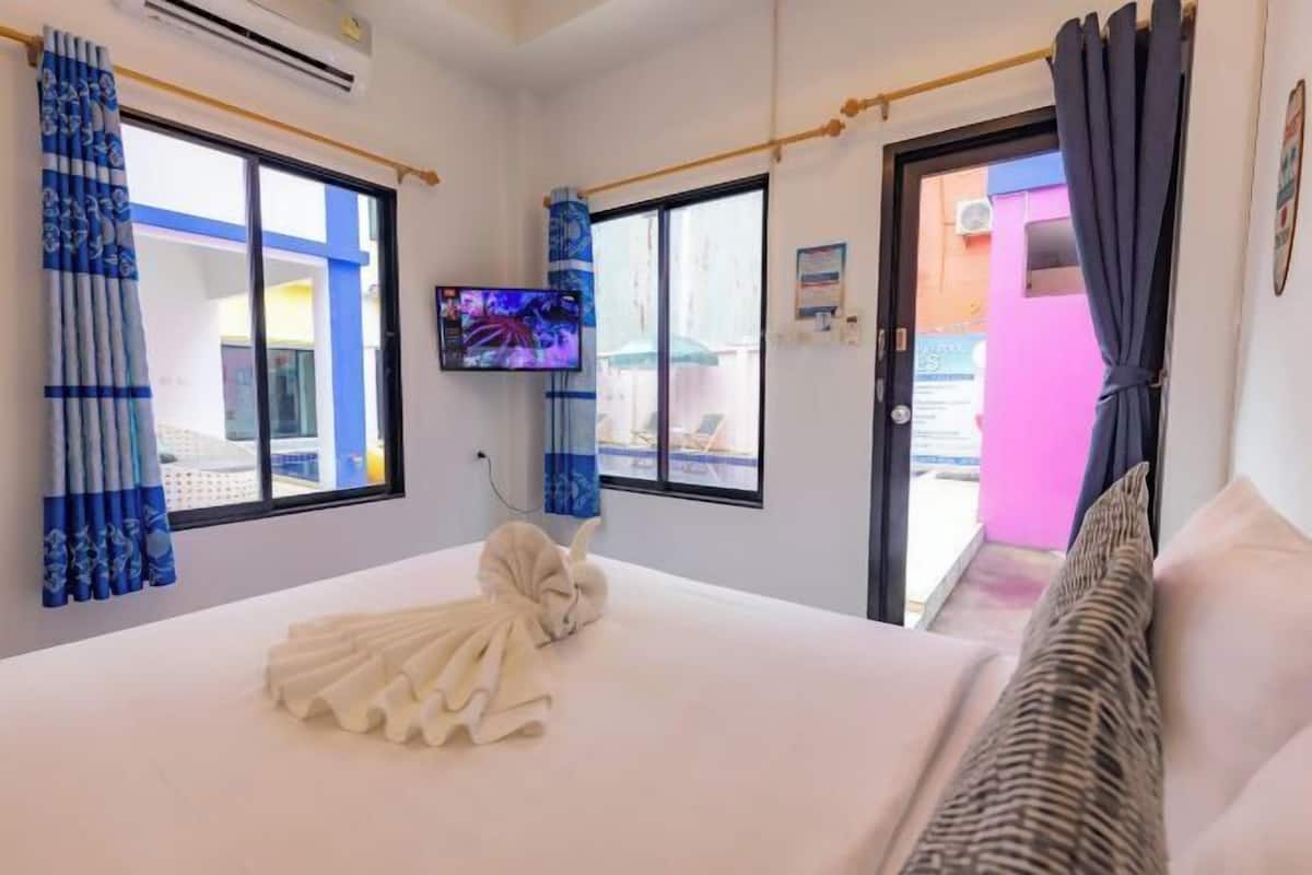 1 slaapkamer, een bureau, gratis wifi, beddengoed