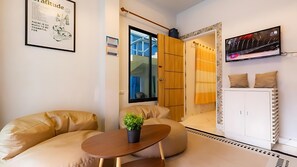 Family Room | Living area - Talay Pool Villa Pattaya (Pattaya)