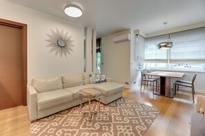 Deluxe-Apartment | 1 Schlafzimmer, Bügeleisen/Bügelbrett, kostenloses WLAN