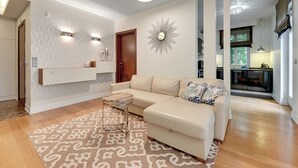 Ảnh chưa phân loại, 4 trong số 18 ảnh, nút