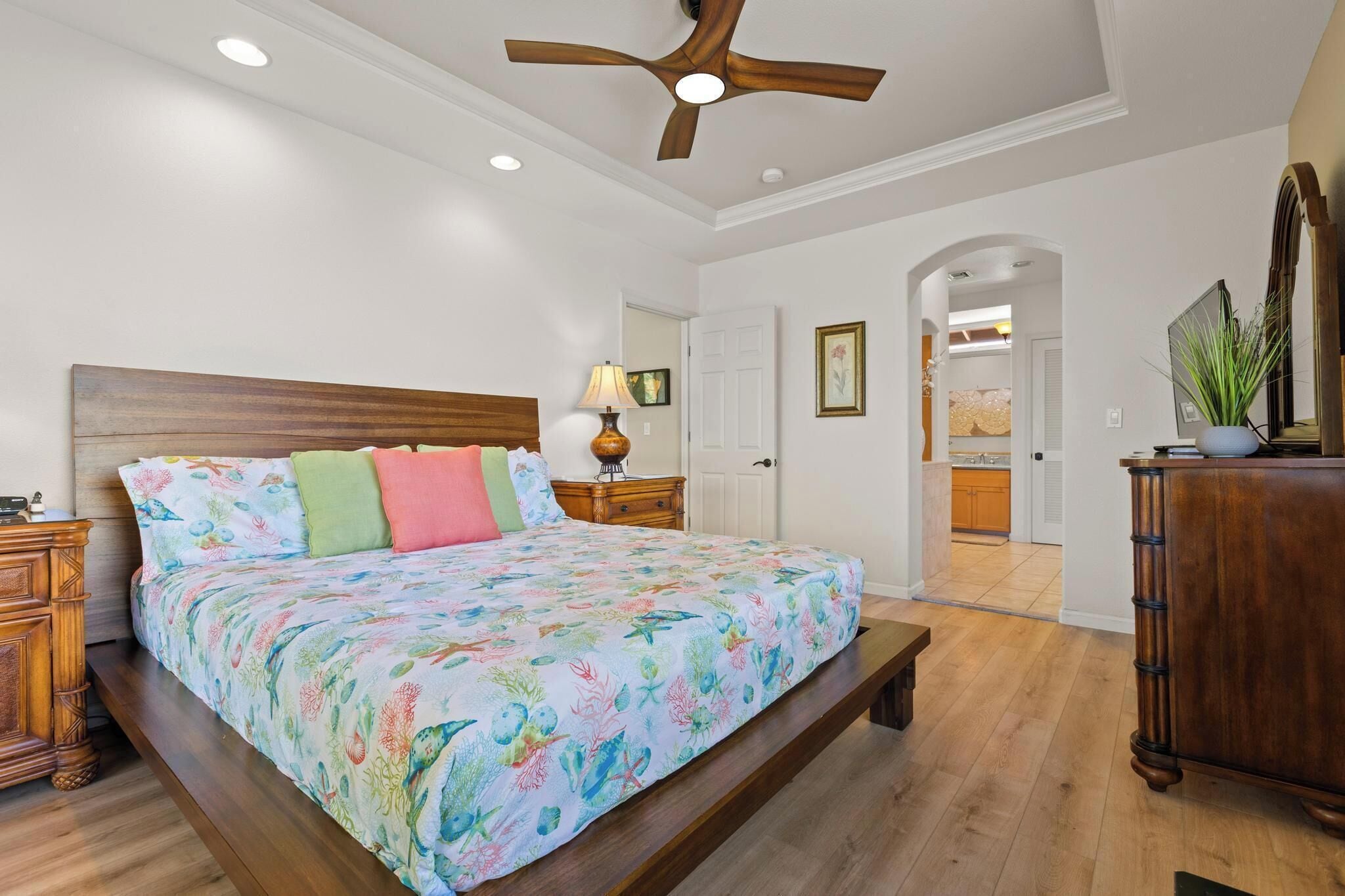 2 bedrooms, in-room safe, iron/ironing board, travel crib