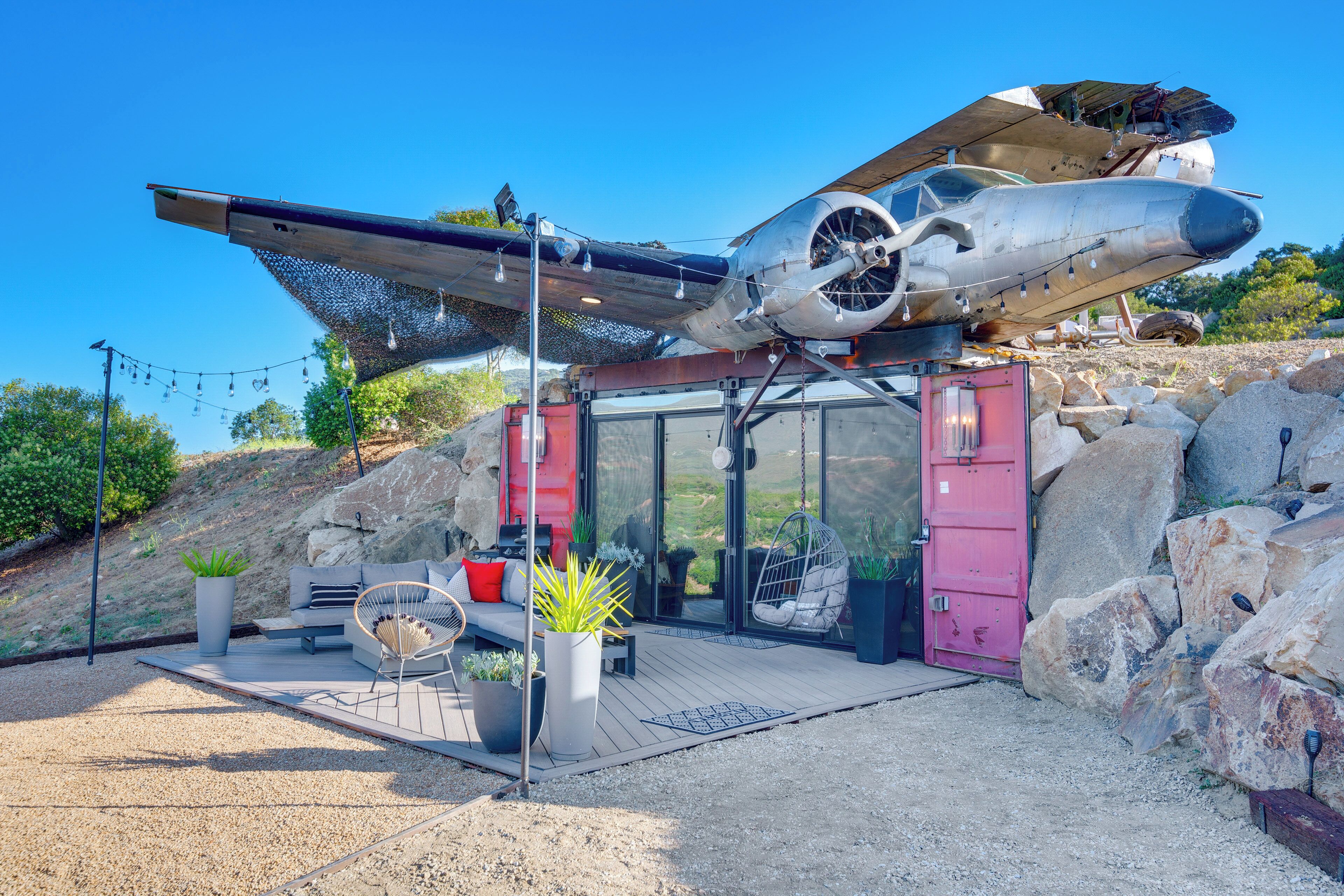 Airplane Home w/ Fire Pit, Grill & Mountain Views!