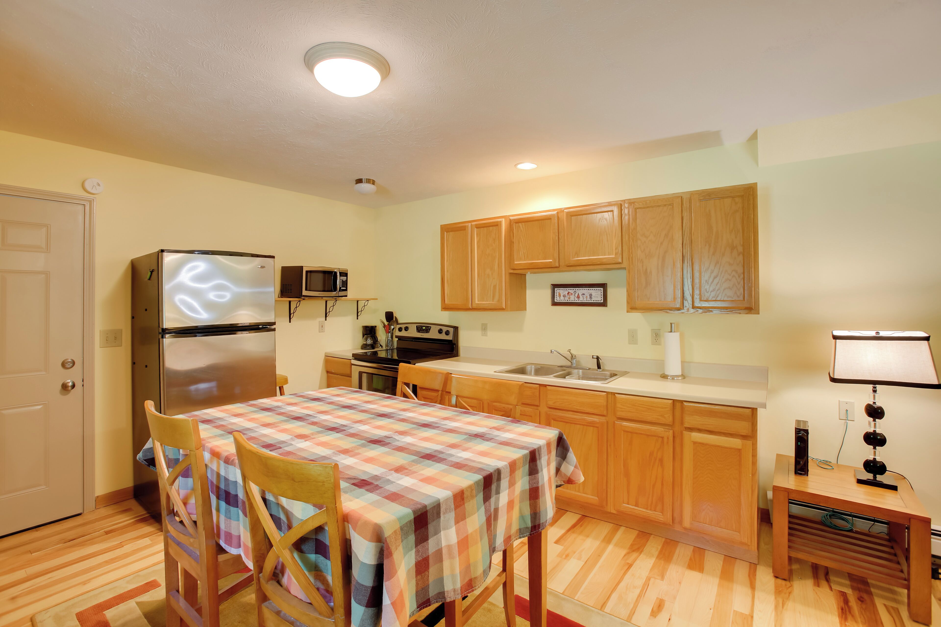 Cozy Frankfort Apartment ~ 1 Mi to the Beach!