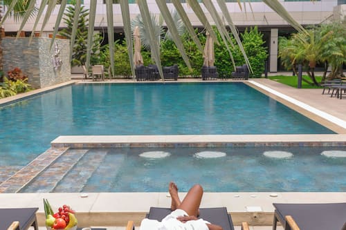 Piscine extérieure