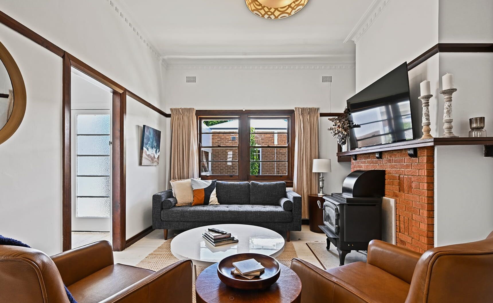 Télévision, espaces bureaux