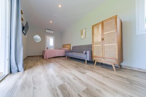 4 bedrooms, free WiFi