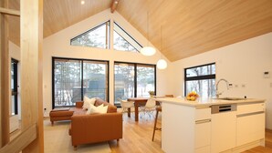 Interior - Hinoki Chalet (Hakuba)